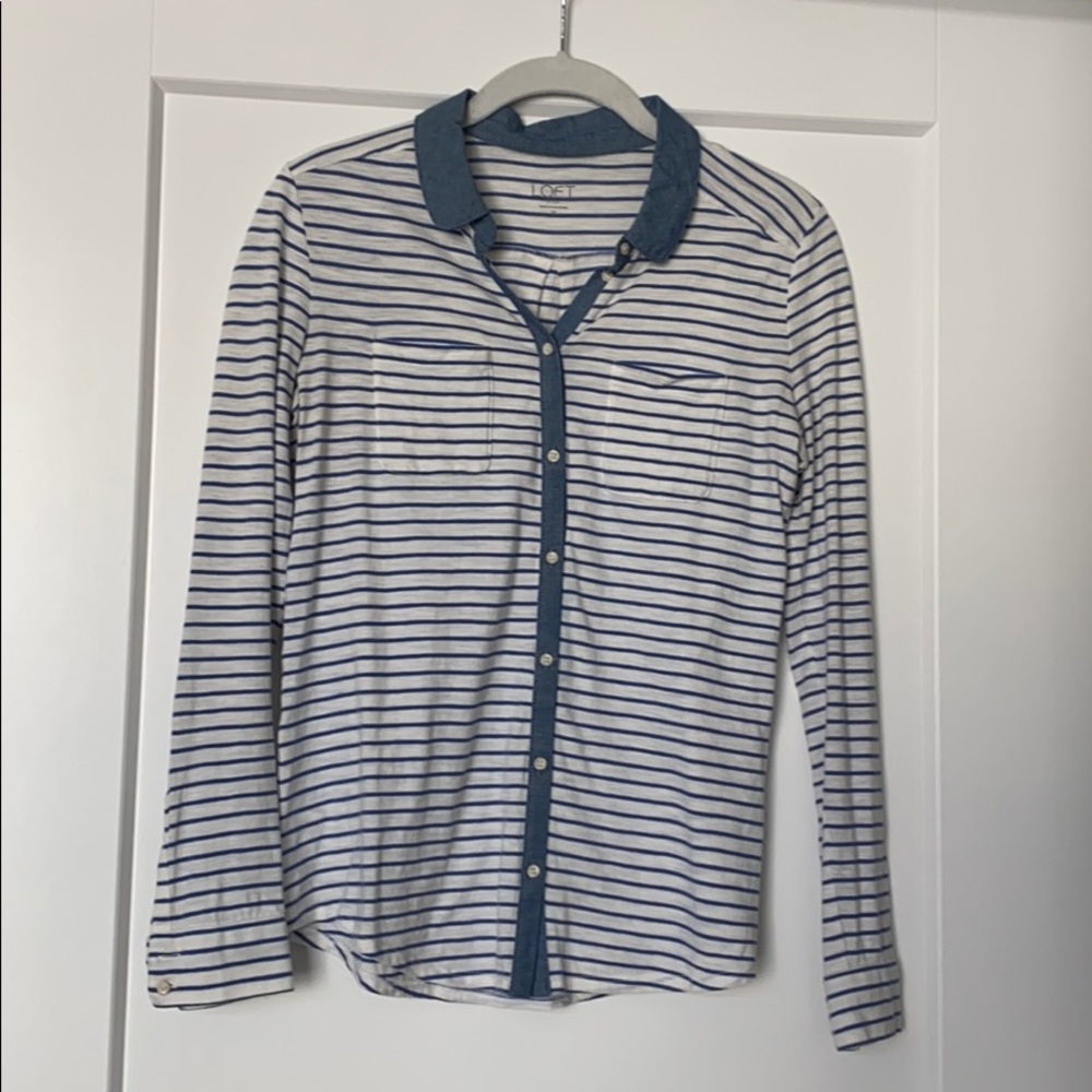 LOFT long sleeve button up✨